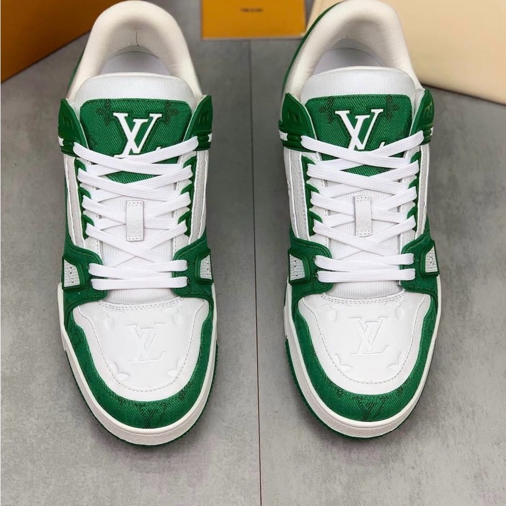 Louis Vuitton White and Green LV Trainer Sneaker - Picture 4 of 4